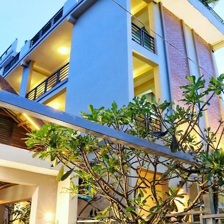 Neakru Guesthouse And Restaurant Kampot Eksteriør bilde