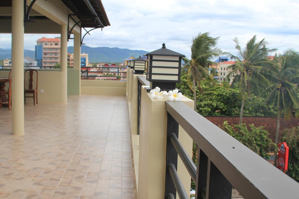 Neakru Guesthouse And Restaurant Kampot Eksteriør bilde