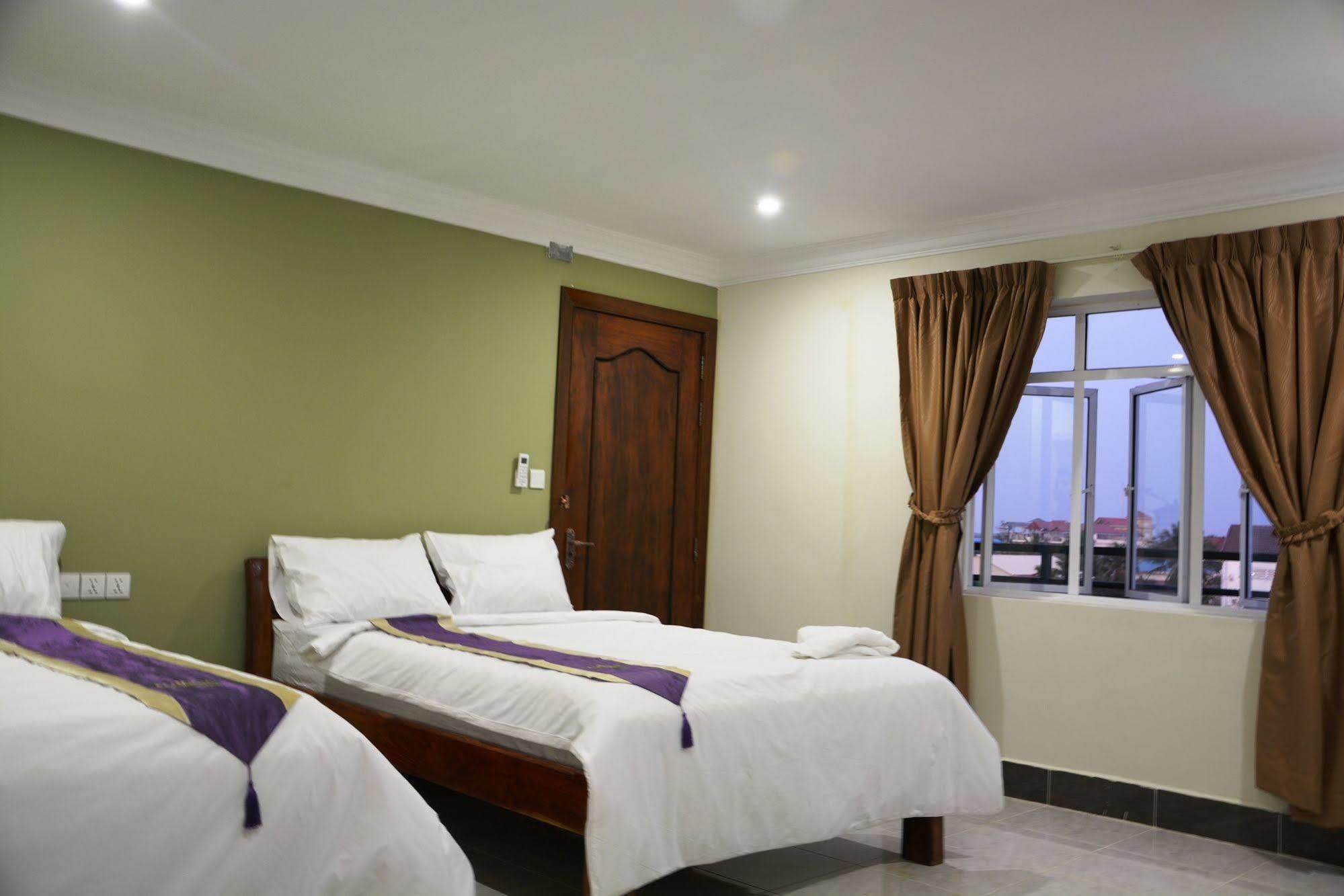 Neakru Guesthouse And Restaurant Kampot Eksteriør bilde