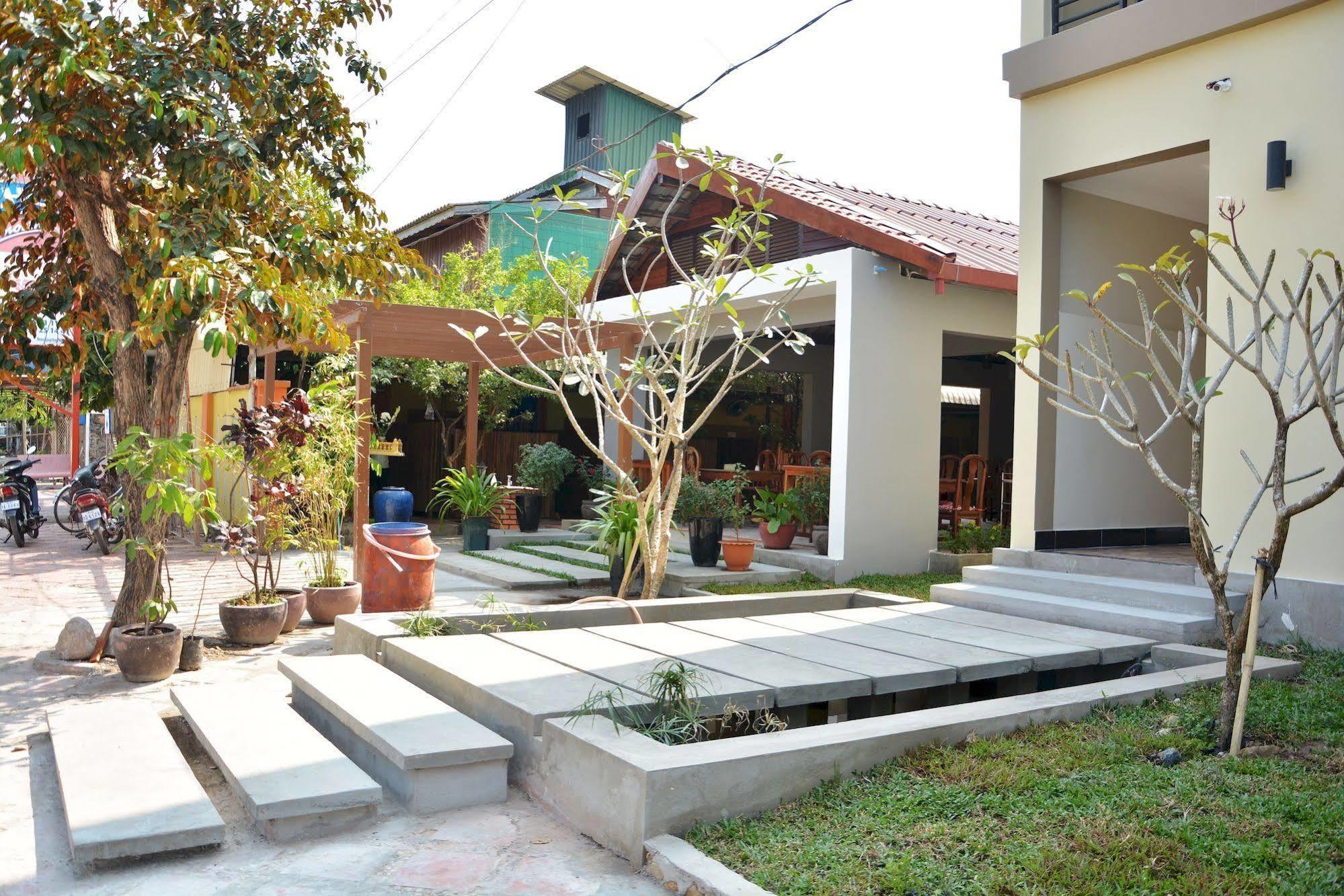 Neakru Guesthouse And Restaurant Kampot Eksteriør bilde